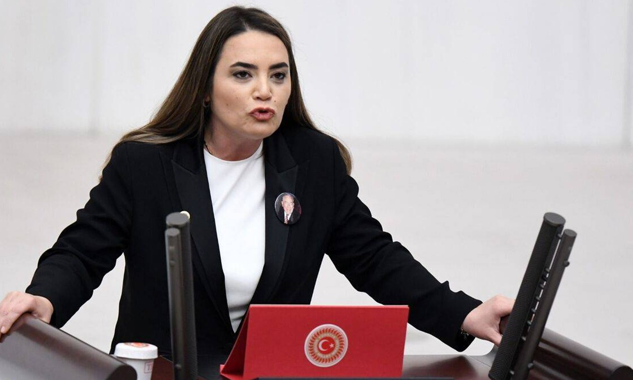 Eski MHP Lideri Alparslan Türkeş'in kızı İYİ Parti Milletvekili Ayyüce Türkeş Taş,